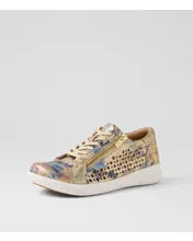 Load image into Gallery viewer, Ziera Shovo Gold Vintage Floral Leather Sneaker
